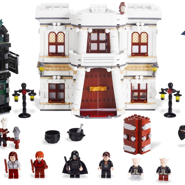 10217-1 Diagon Alley