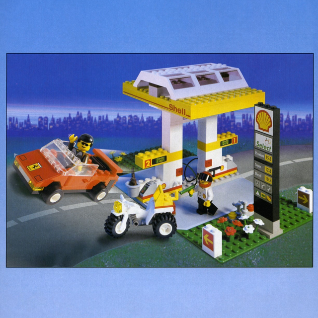 1256-1 Shell Petrol Pump