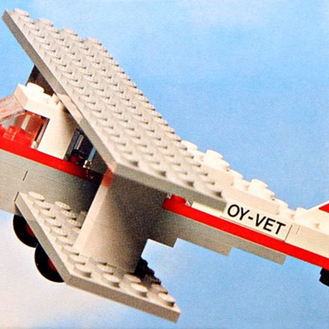 1555-2 Sterling Airways Biplane