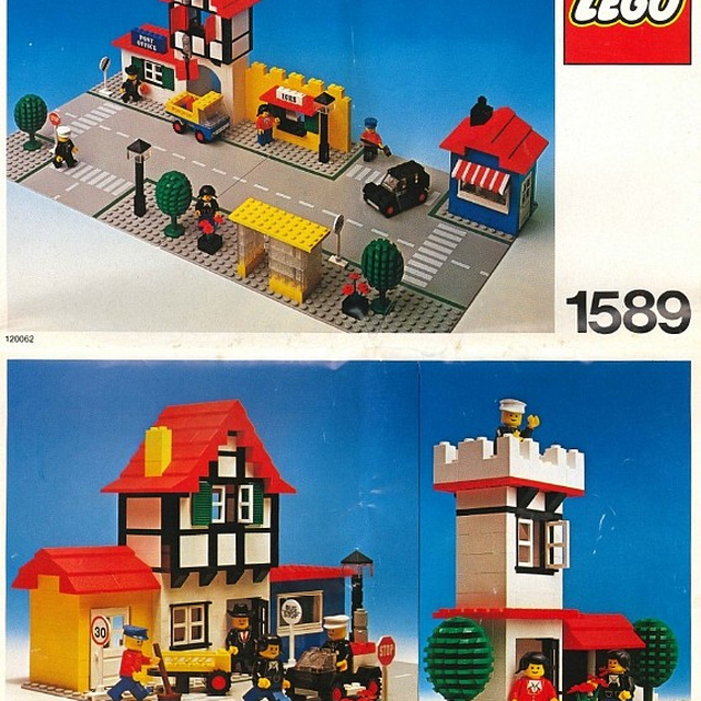 1589-1 Town Square