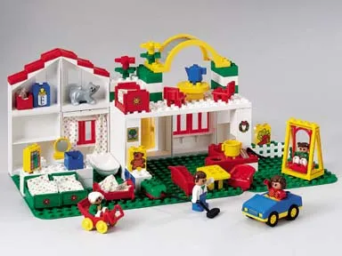 2942-1 Play House