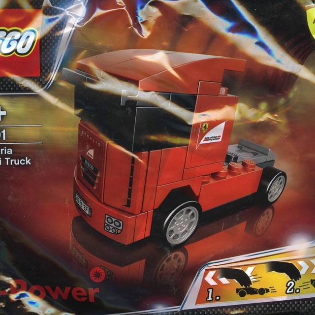 30191-1 Scuderia Ferrari Truck