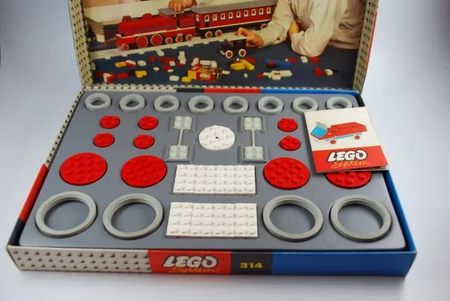 314-2 Large & Small Wheels & Turn-Table
