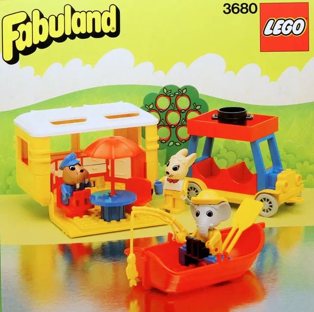 3680-1 Camping Caravan