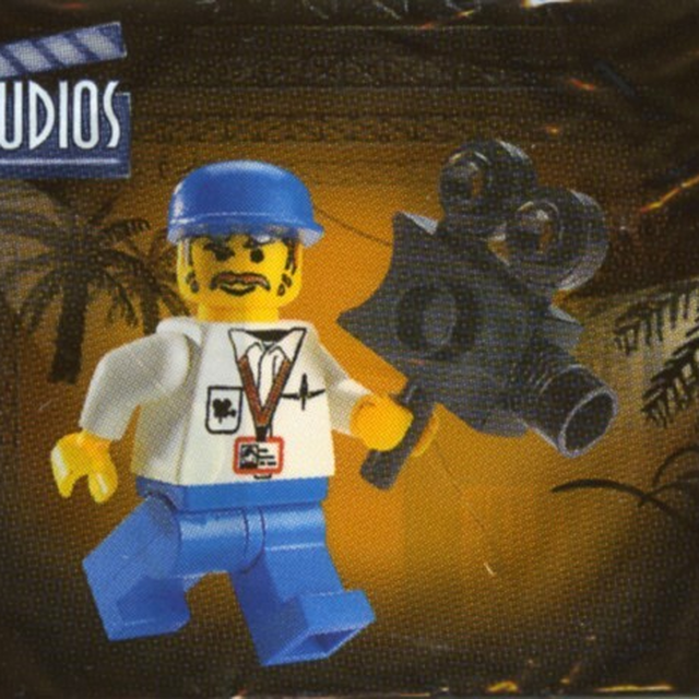 4053-1 Cameraman