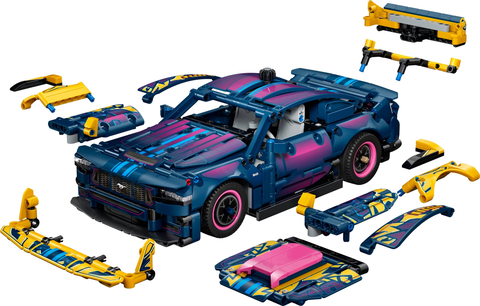 42236-1 Custom Garage Ford Mustang GT Car