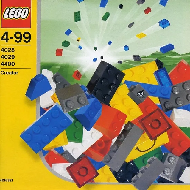 4400-1 Creations and Bricks {Red Tub}