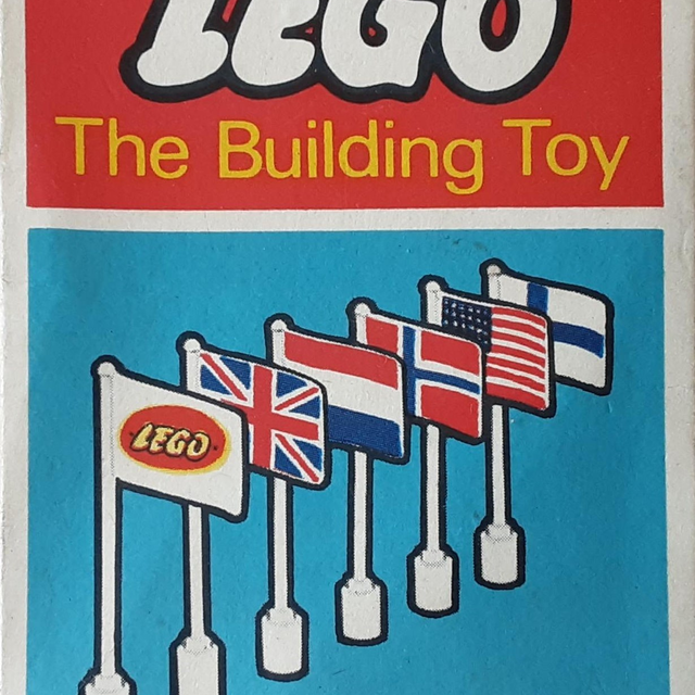 442A-1 6 International Flags (The Building Toy)