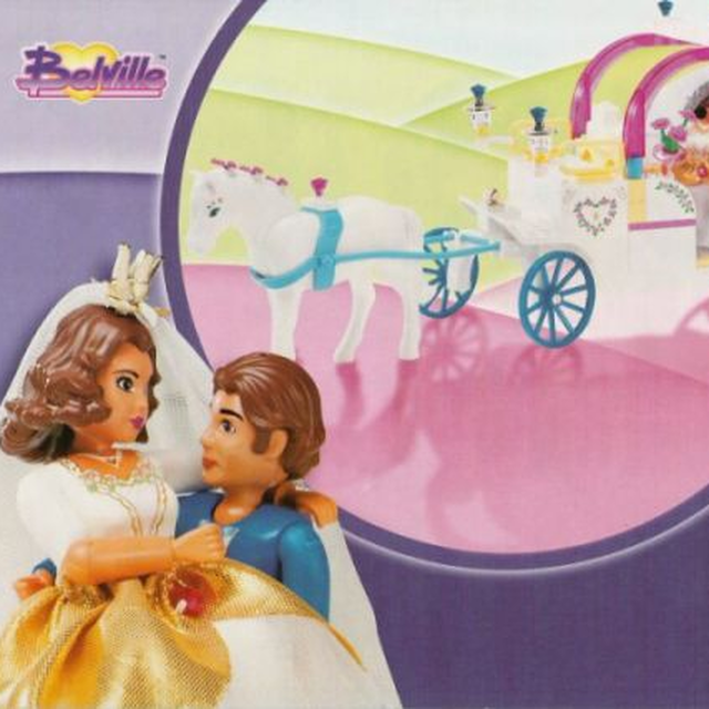 5877-1 Wedding Coach