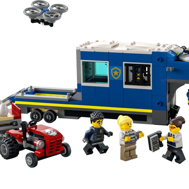 60315-1 Police Mobile Command Truck