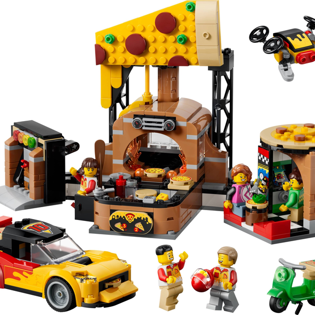 60496-1 Pizza Delivery Experience with Vehicles