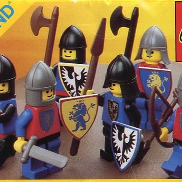 6102-1 Castle Mini Figures