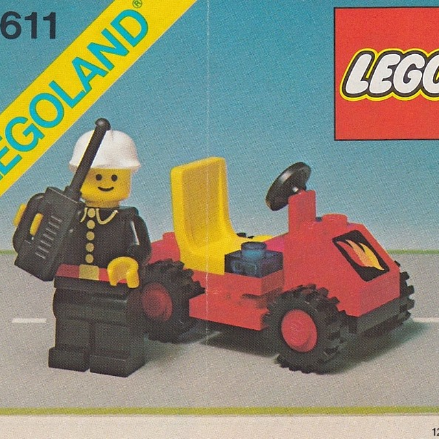 6611-1 Fire Chief's Car