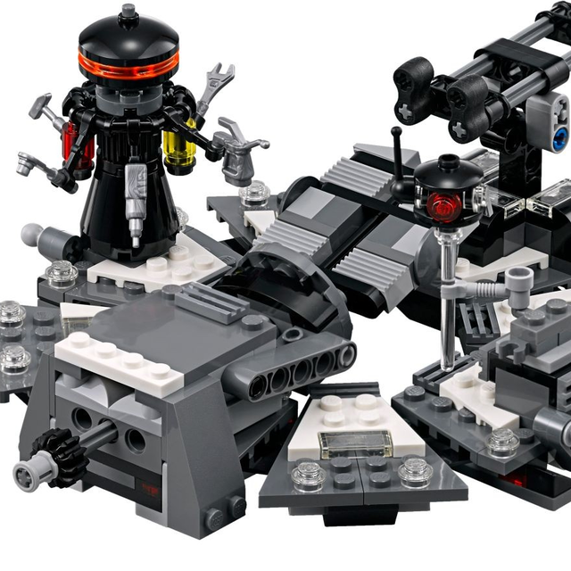 75183-1 Darth Vader Transformation