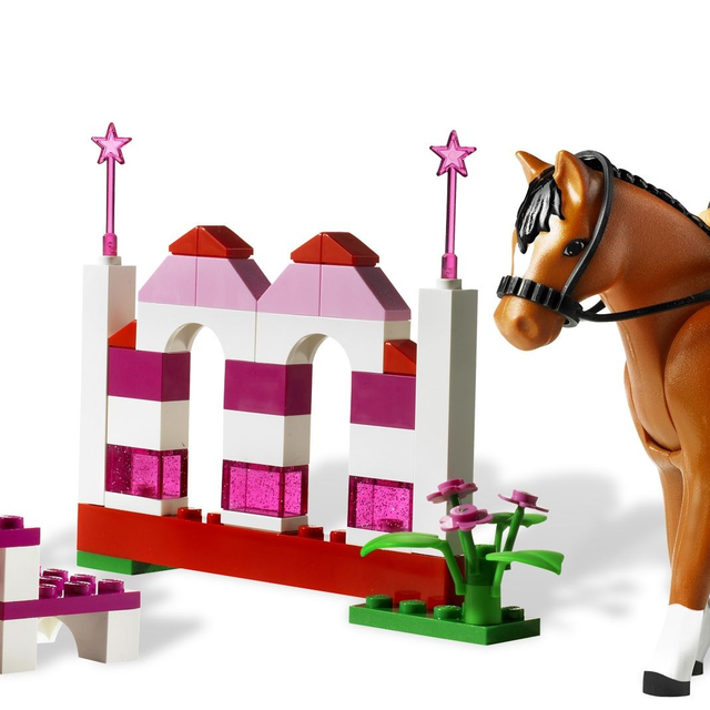 7587-1 Horse Jumping