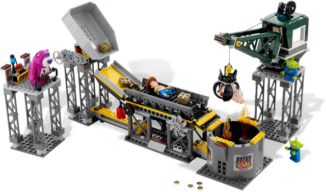7596-1 Trash Compactor Escape