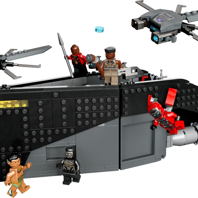 76214-1 Black Panther: War on the Water