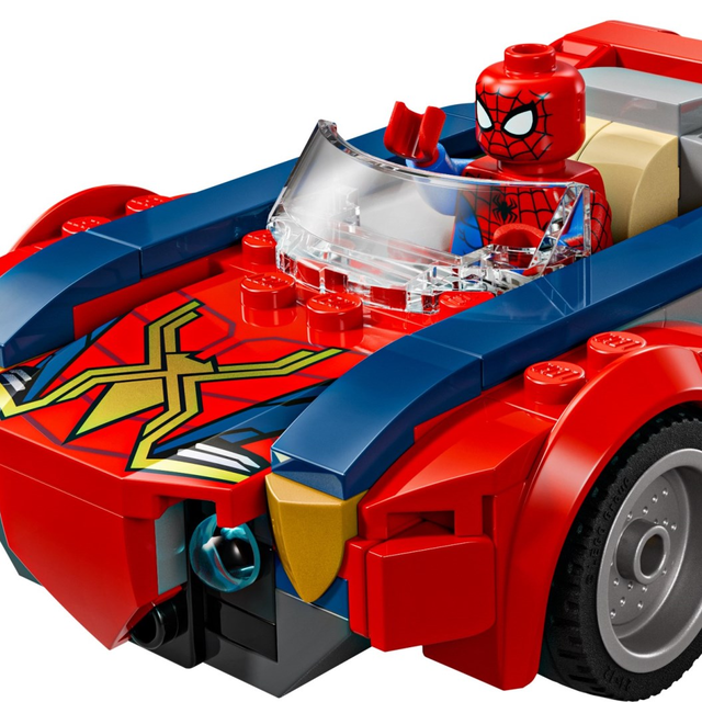 76336-1 Spider-Man Car vs. Venomized Wolverine