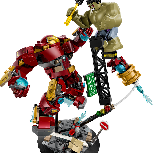 76343-1 Epic Battle: Hulkbuster vs. The Hulk