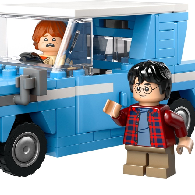 76424-1 Flying Ford Anglia