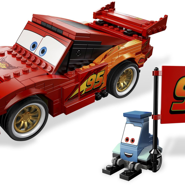8484-1 Ultimate Build Lightning McQueen