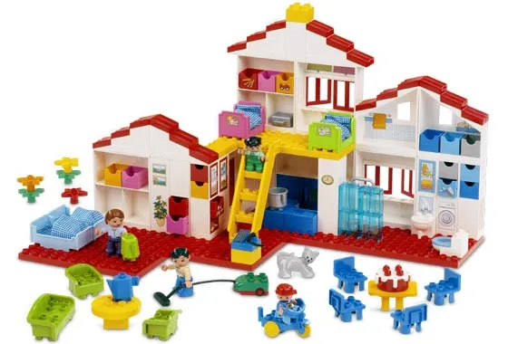 9231-1 Playhouse Set