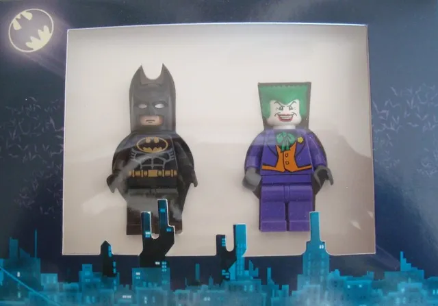 COMCON003-1 Batman and Joker Minifig Pack