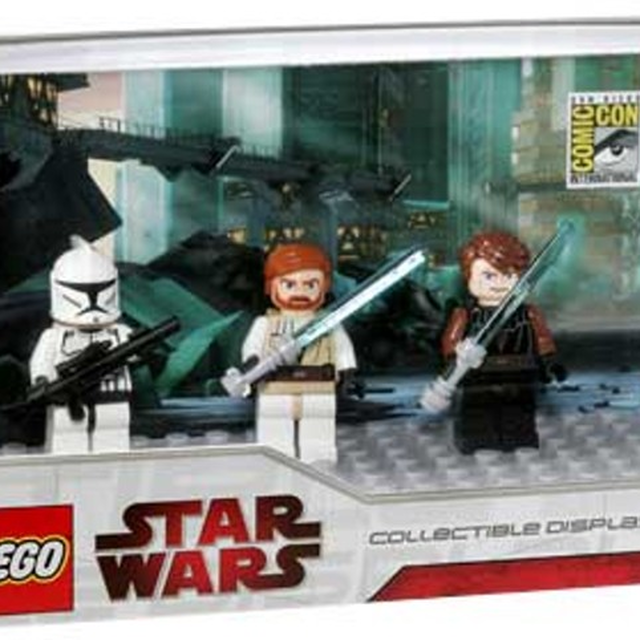 COMCON009-1 Collectible Display Set 6