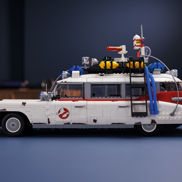 LEGO Announce the brand-new LEGO Ghostbusters Ecto-1
