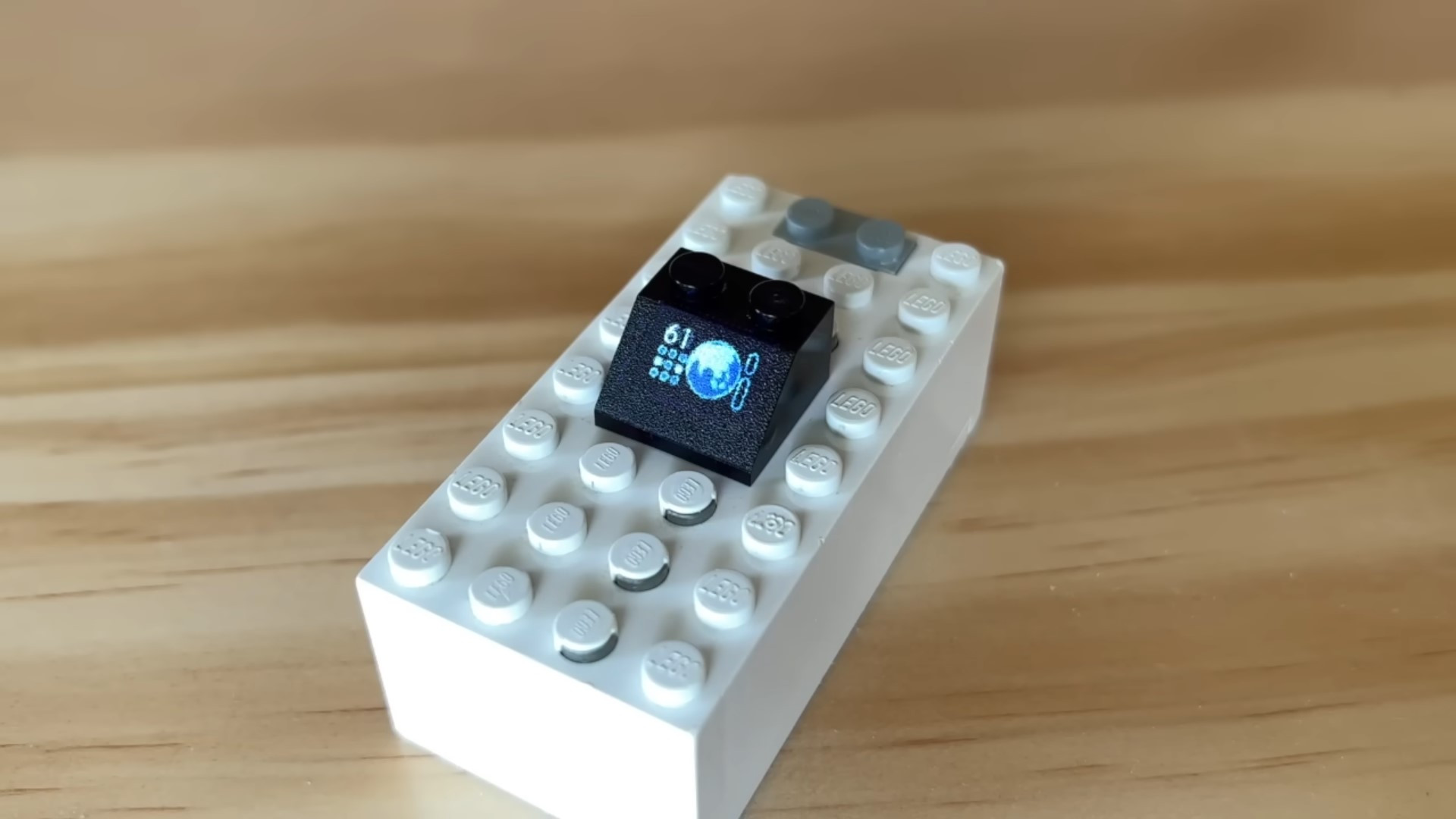 DDOB #2 - ASMR Video: Watch a LEGO OLED Terminal Come to Life