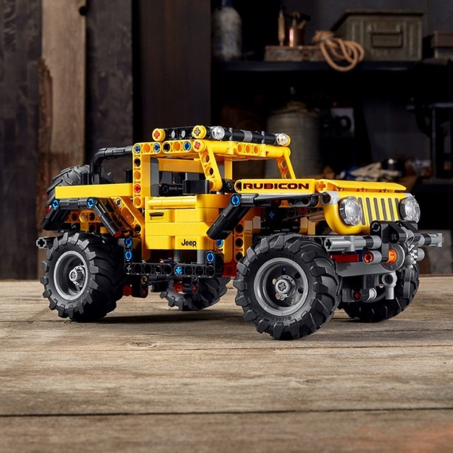 LEGO Technic Jeep Wrangler
