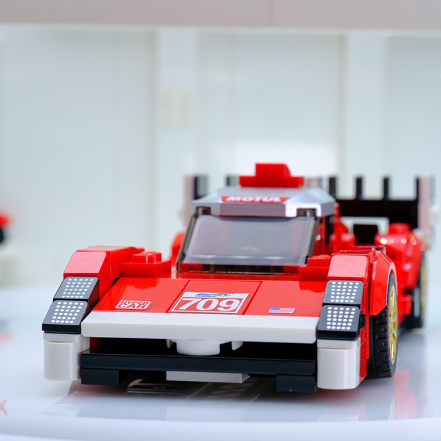 LEGO Glickenhaus SCG 007 LMH